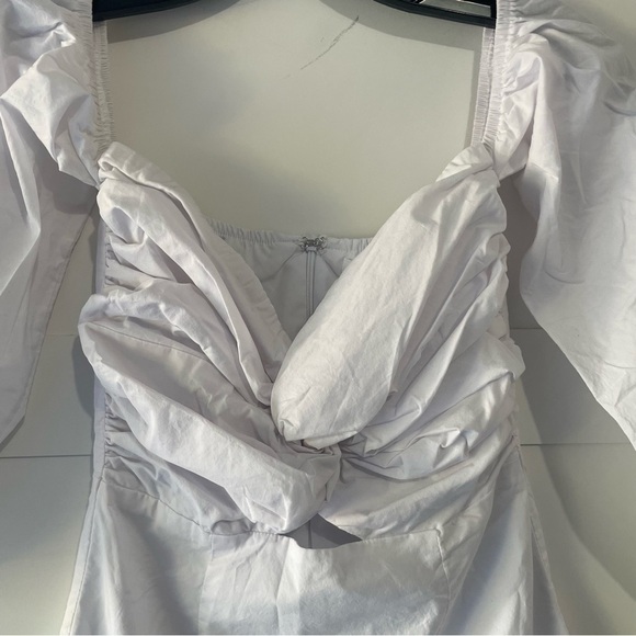 New! Superdown x Revolve Flynn Ruched Sleeve mini Dress white nwt 30150 - Picture 6 of 11